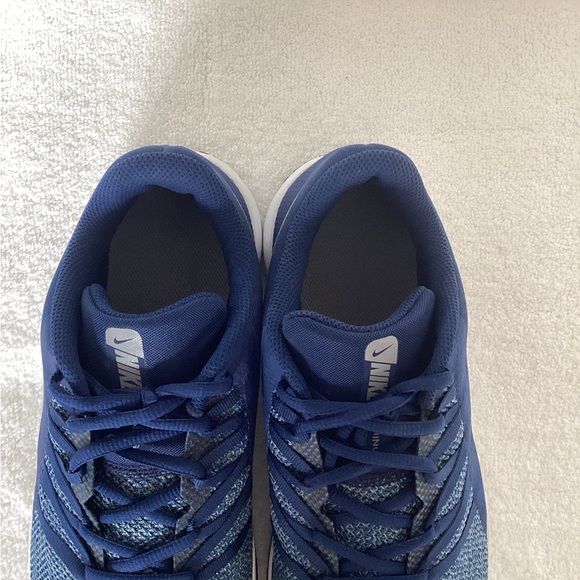 NIKE VARSITY COMPETE BLUE TRAINING SHOE EUC SZ 10.5 - Picture 7 of 9